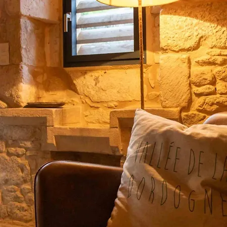 Maison De Charme Entre Chateau Et Riviere Dordogne - Perigord