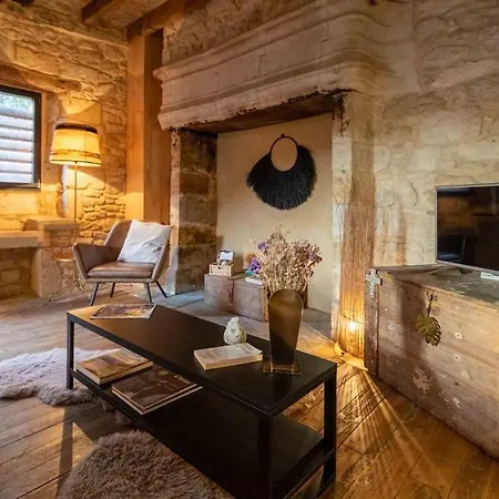 Maison De Charme Entre Chateau Et Riviere Dordogne - Perigord Castelnaud La Chapelle