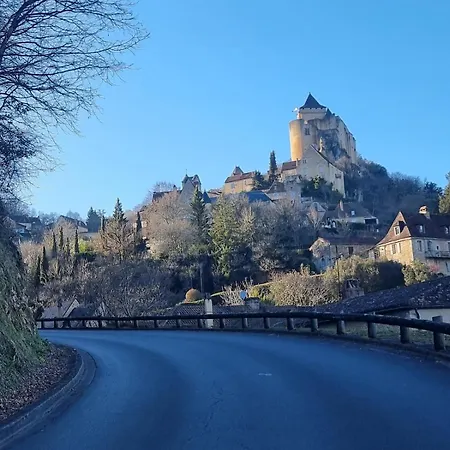 Maison De Charme Entre Chateau Et Riviere Dordogne - Perigord